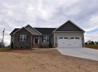 115 English Oaks Ln, Thomasville, NC 27360