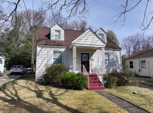 134 Harris Pl, Danville, VA 24541