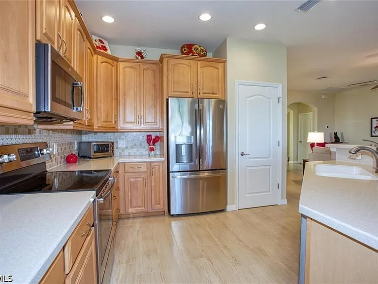 2474 Blackburn Cir — Photo 3