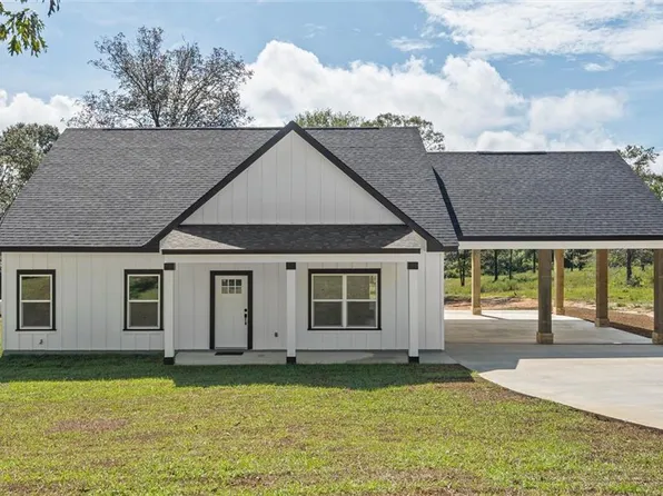 1357 Salco Rd W, Axis, AL 36505