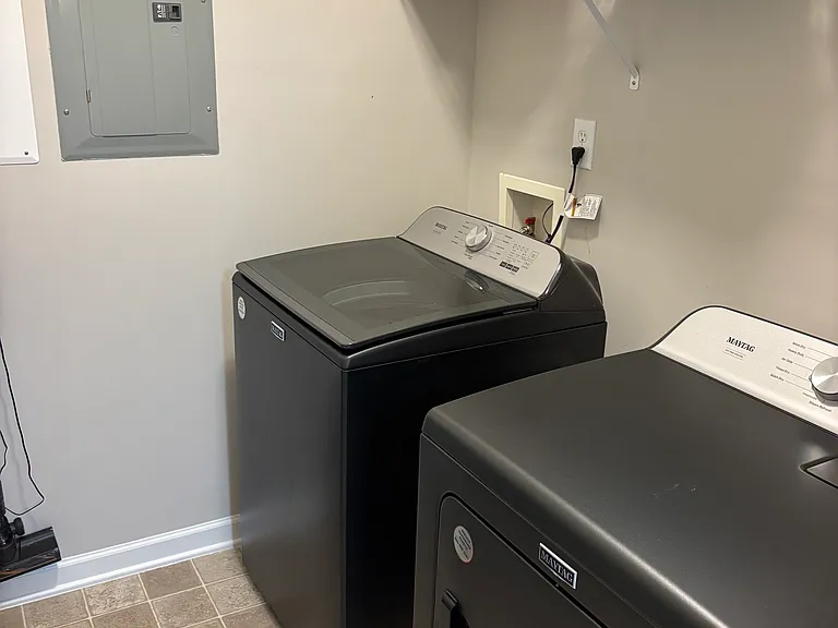 full size washer/dryer
