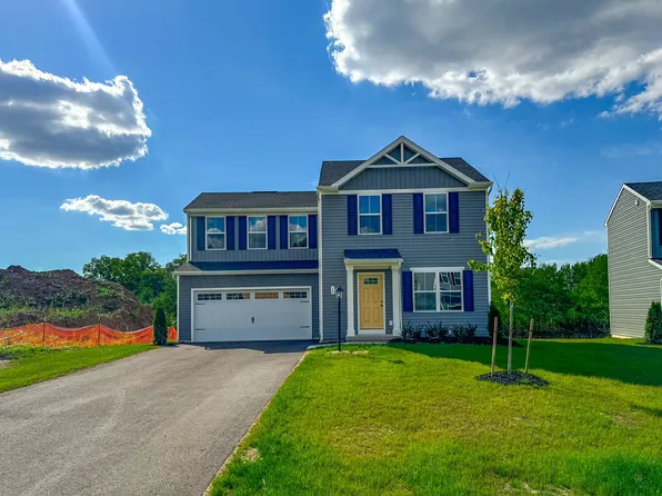 16 Trailhead Rd, Henrietta, NY 14467