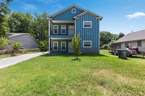 1215 Kellum St #1 Photo 1