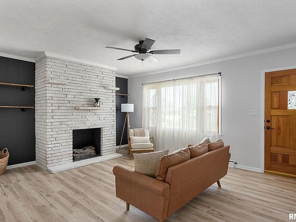 5th image of 2304 N Elsie Ave