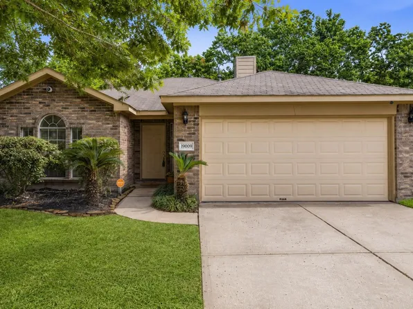 19009 Hammer Ln, Porter, TX 77365