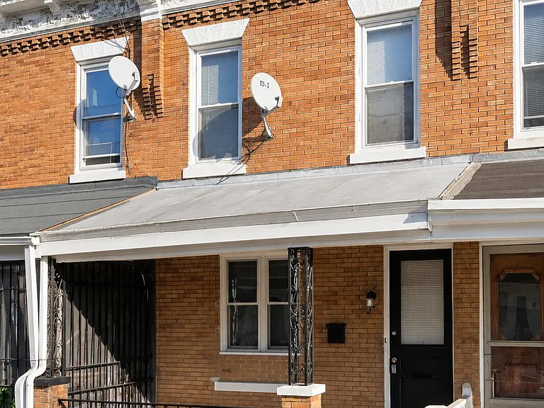 45 N Lindenwood St — Photo 32