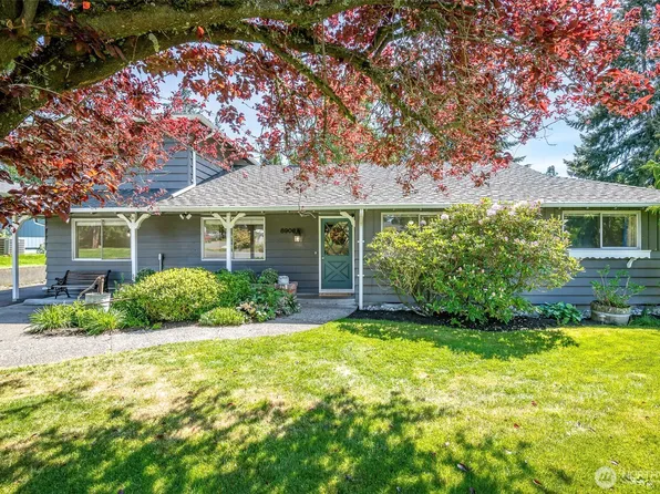 8906 35th Street W, University Place, WA 98466