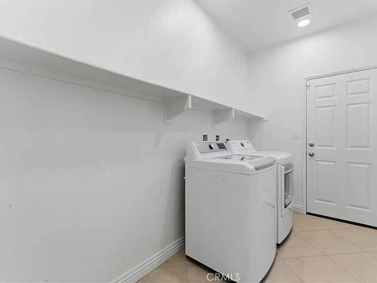 12531 Celebration Dr — Photo 29