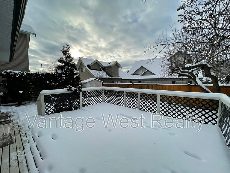 1230B Ethel St — Photo 14