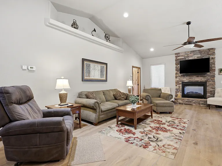 1248 Settlers Creek Pl — Photo 11
