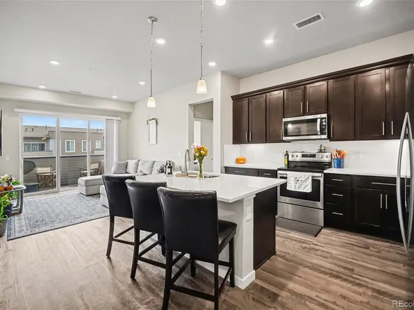420 E Fremont Place #406, Centennial, CO 80122