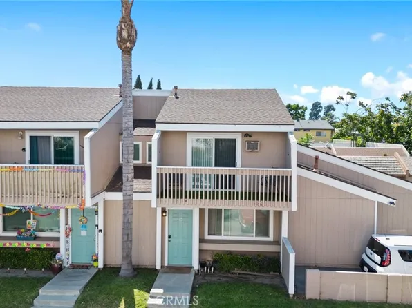 17031 Ash Ln APT D, Huntington Beach, CA 92647