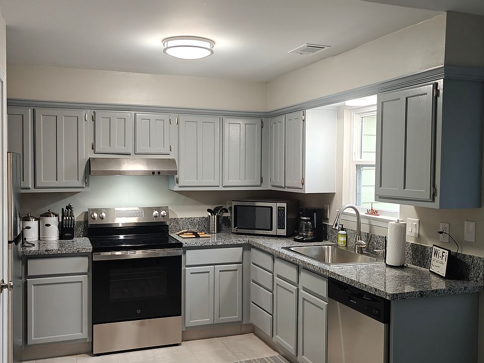 1st image of 4581 Columbia Woods Ln