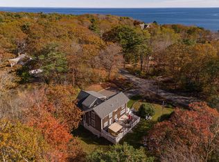 486 Shore Rd, Cape Neddick, ME 03902