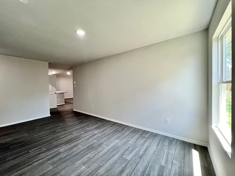 544 Quail Meadows Dr — Photo 17