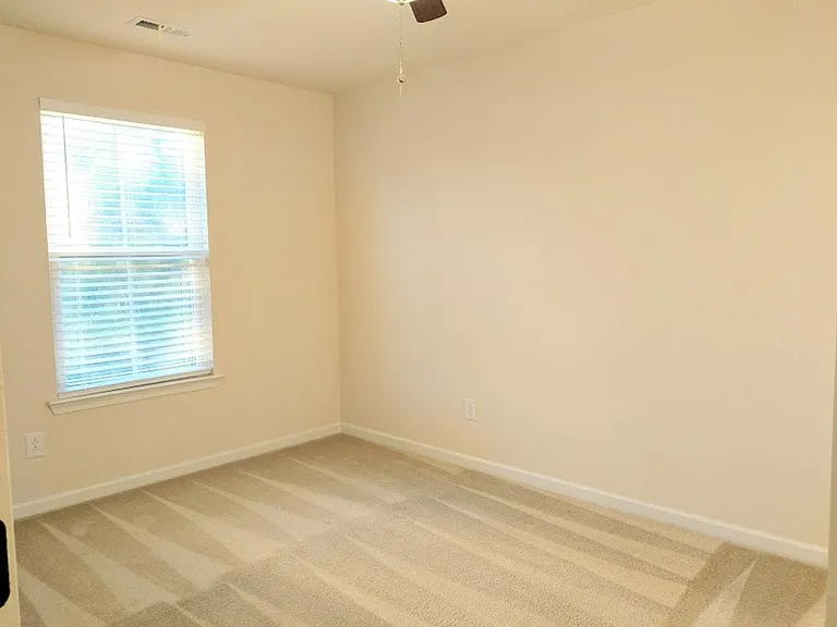 447 Panorama View Loop — Photo 14