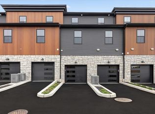 81 Union St #6A, Lodi, NJ 07644