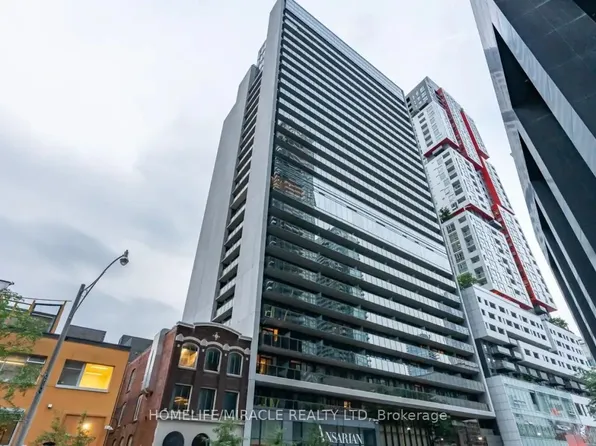 330 Richmond St W #905, Toronto, ON M5V 0M4