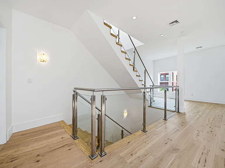 431 Marlborough St #3 — Photo 19
