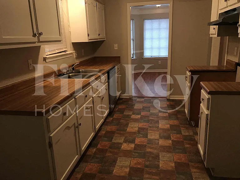 6418 Fawn Hollow Cir S — Photo 10
