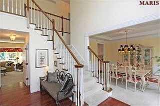 2nd image of 17 Yorkshire Lane Ct