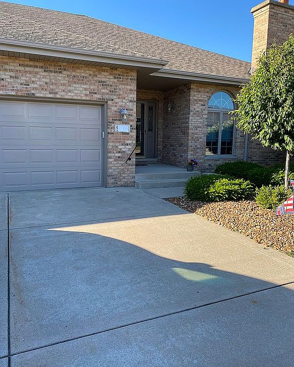 1st image of 9168 Arbour Walk Dr