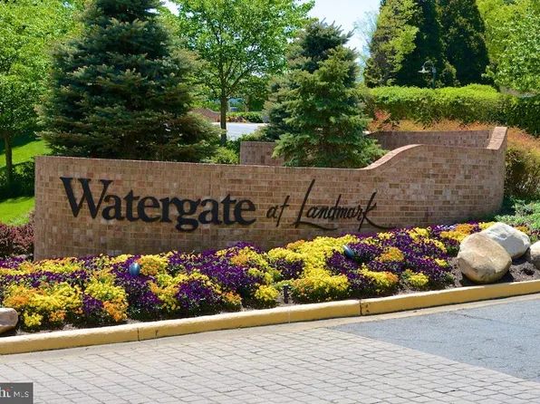 309 Yoakum Pkwy APT 406, Alexandria, VA 22304