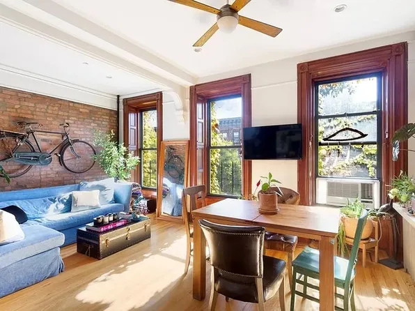 71 Hancock St APT 3, Brooklyn, NY 11216