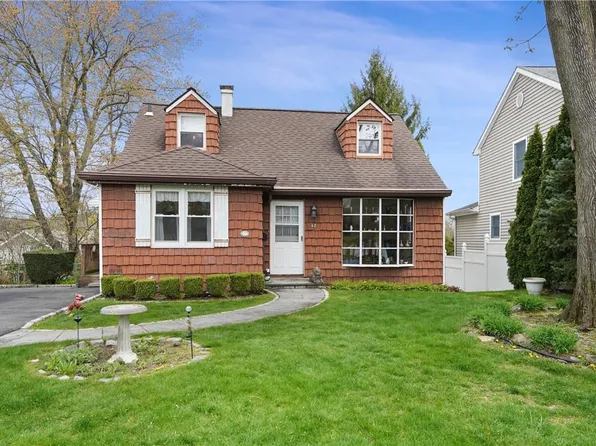 42 Remsen Circle, Yonkers, NY 10710