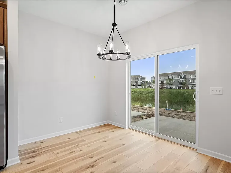 13621 Busch Ln — Photo 6
