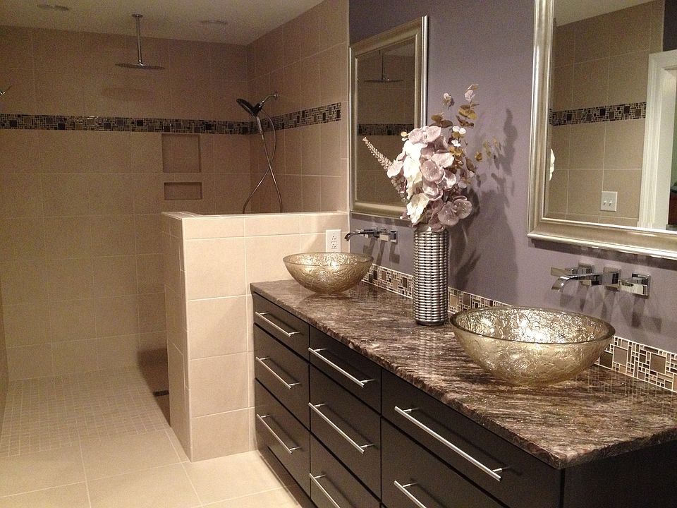 2nd image of 114 Pitchkettle Point Cir