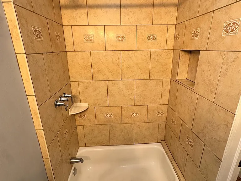 2117 N Albany Ave #1 — Photo 10