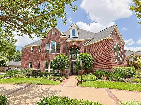 3rd image of 14122 Champion Village Dr