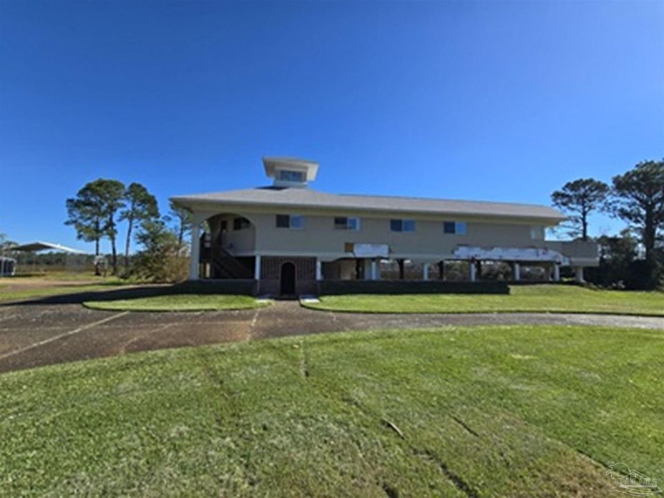 1st image of 4758 Bayside Dr