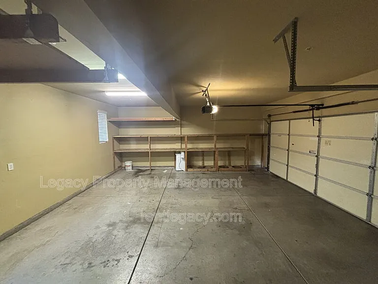 108 Esplanade Cir — Photo 23