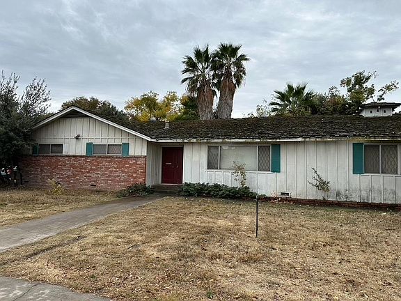 4th image of 1808 Fairington Ln