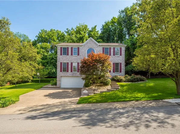 175 Vanderbilt Dr, Pittsburgh, PA 15243