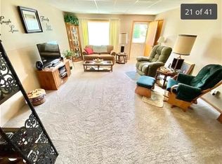 210 W 1st St APT 3, Smith Center, KS 66967