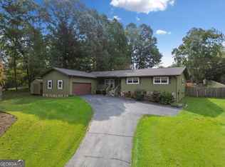 3907 Oak Harbour Dr, Gainesville, GA 30506