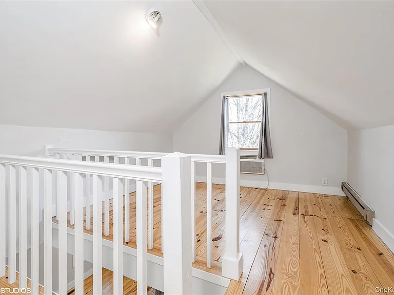 1392 Kings Hwy — Photo 27