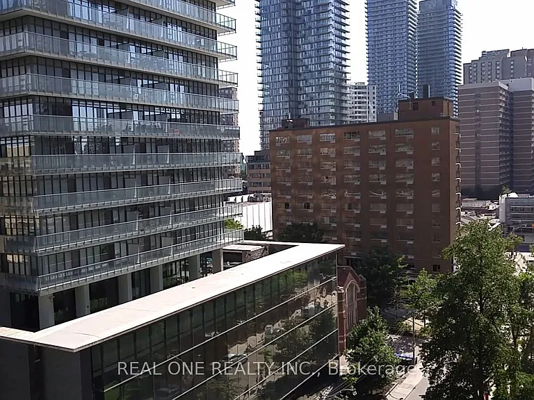 42 Charles St E #803 — Photo 2