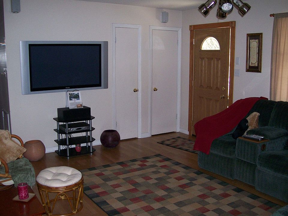 2nd image of 116 Nassau Dr