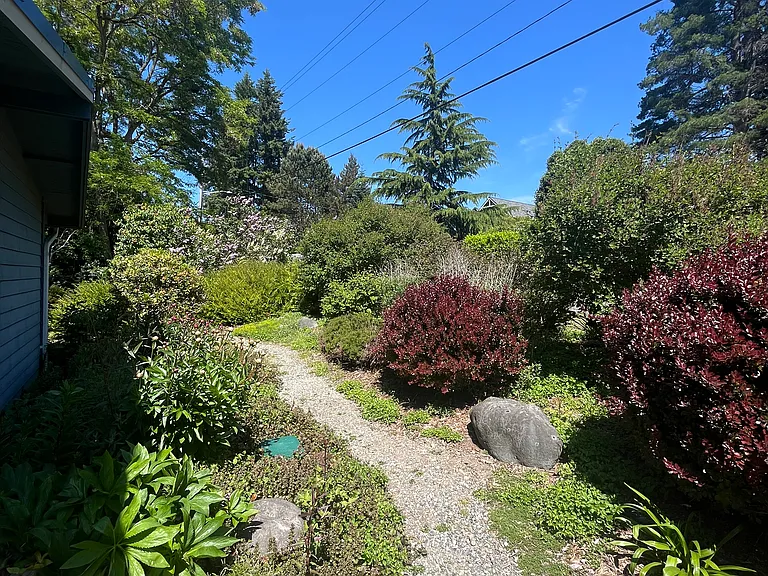 157 Grow Ave NW — Photo 5