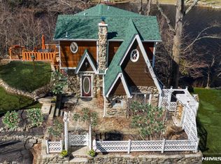 27 Witte Rd, Hewitt, NJ 07421