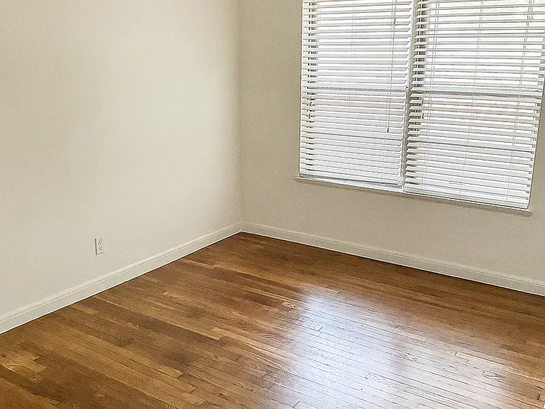 5109 Ravensdale Ln — Photo 9