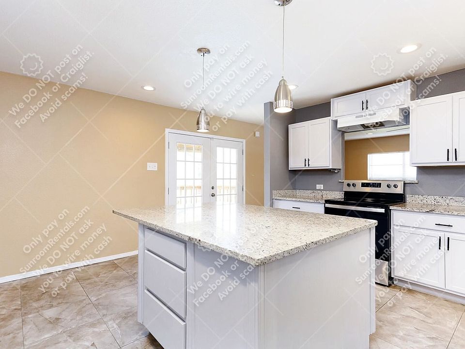 1st image of 5474 Seahorse Dr