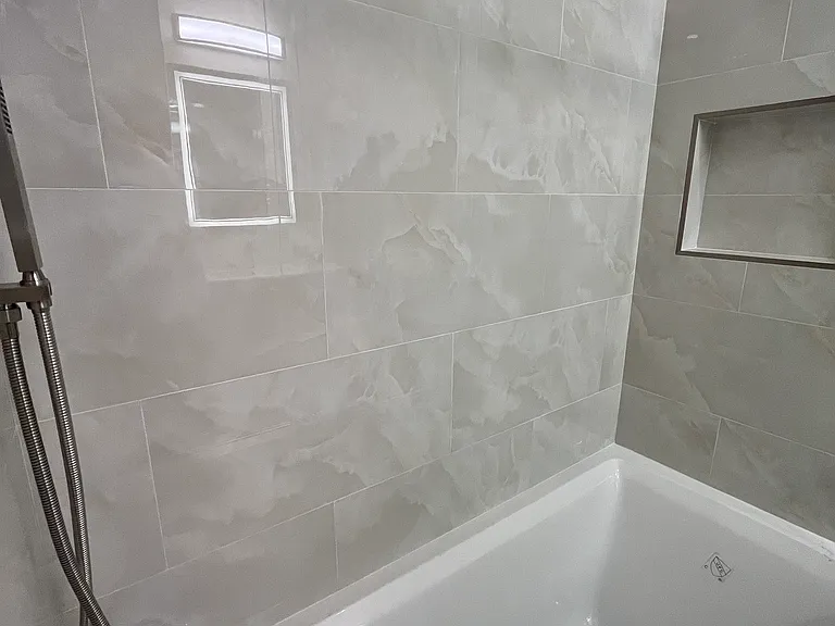 Deep Soaking Tub