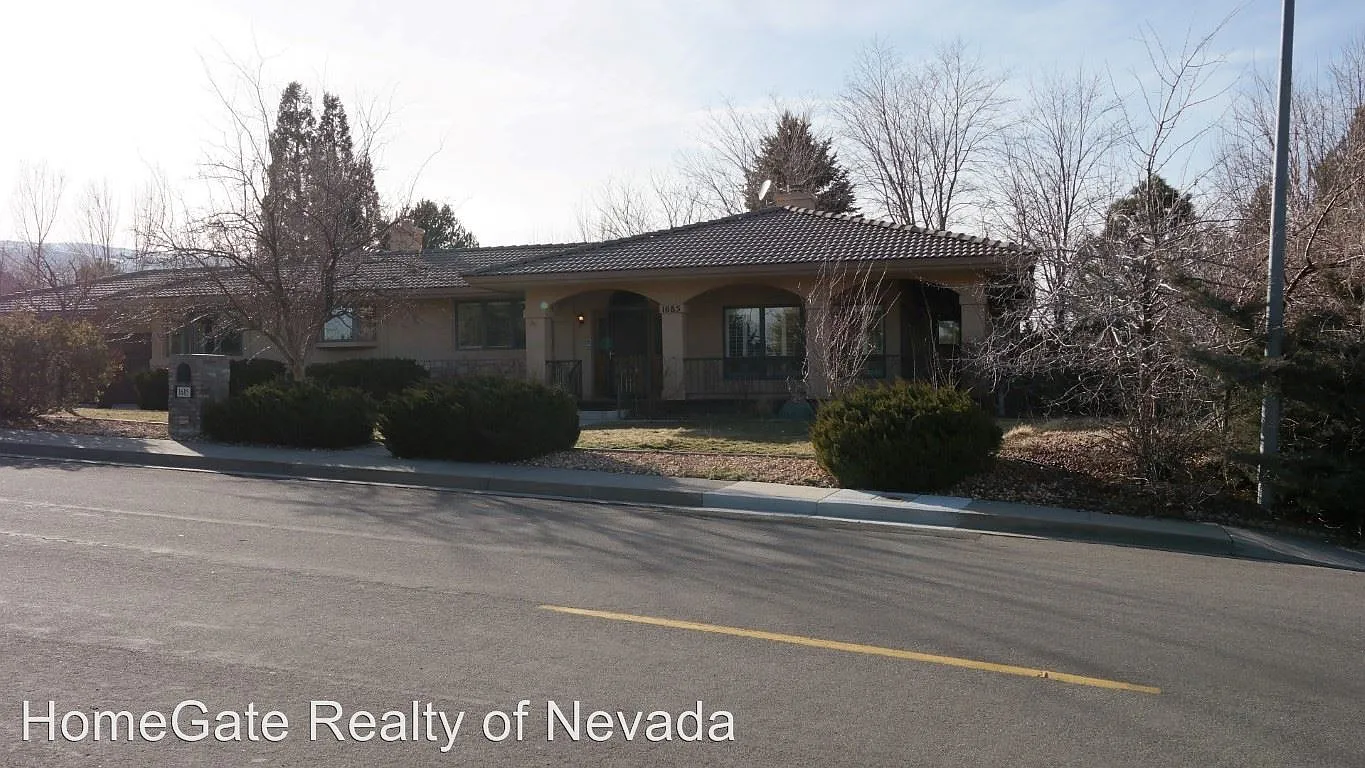 1685 Belford Rd photo 1