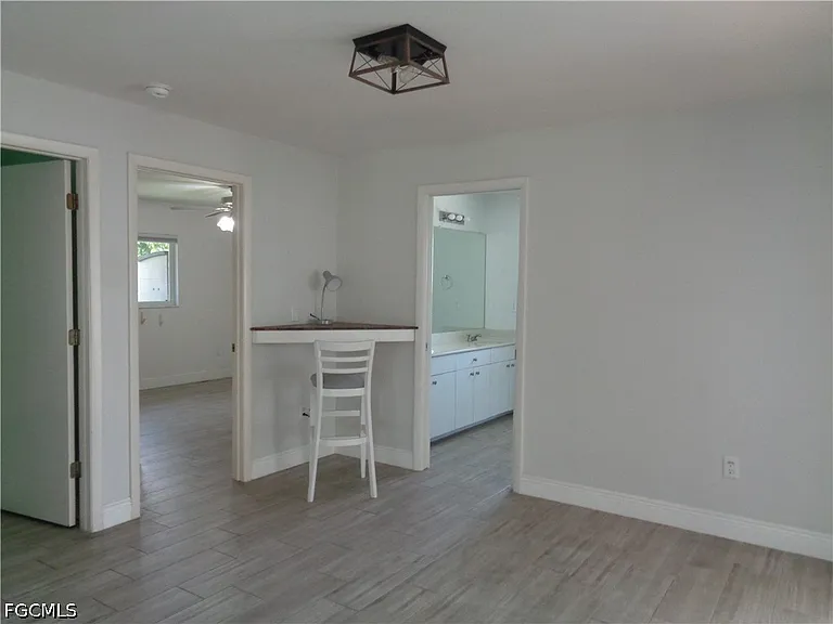 1320 SE 25th Ln — Photo 10
