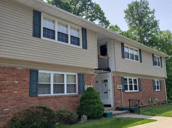51 Galewood Dr APT D, Matawan, NJ 07747